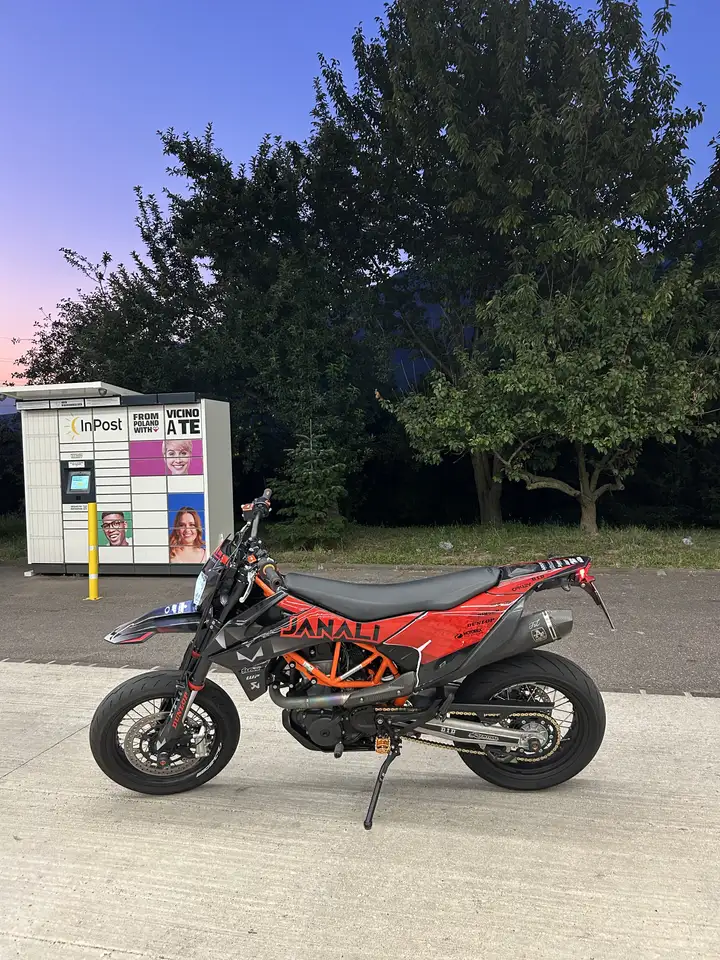 KTM 690 SMC R