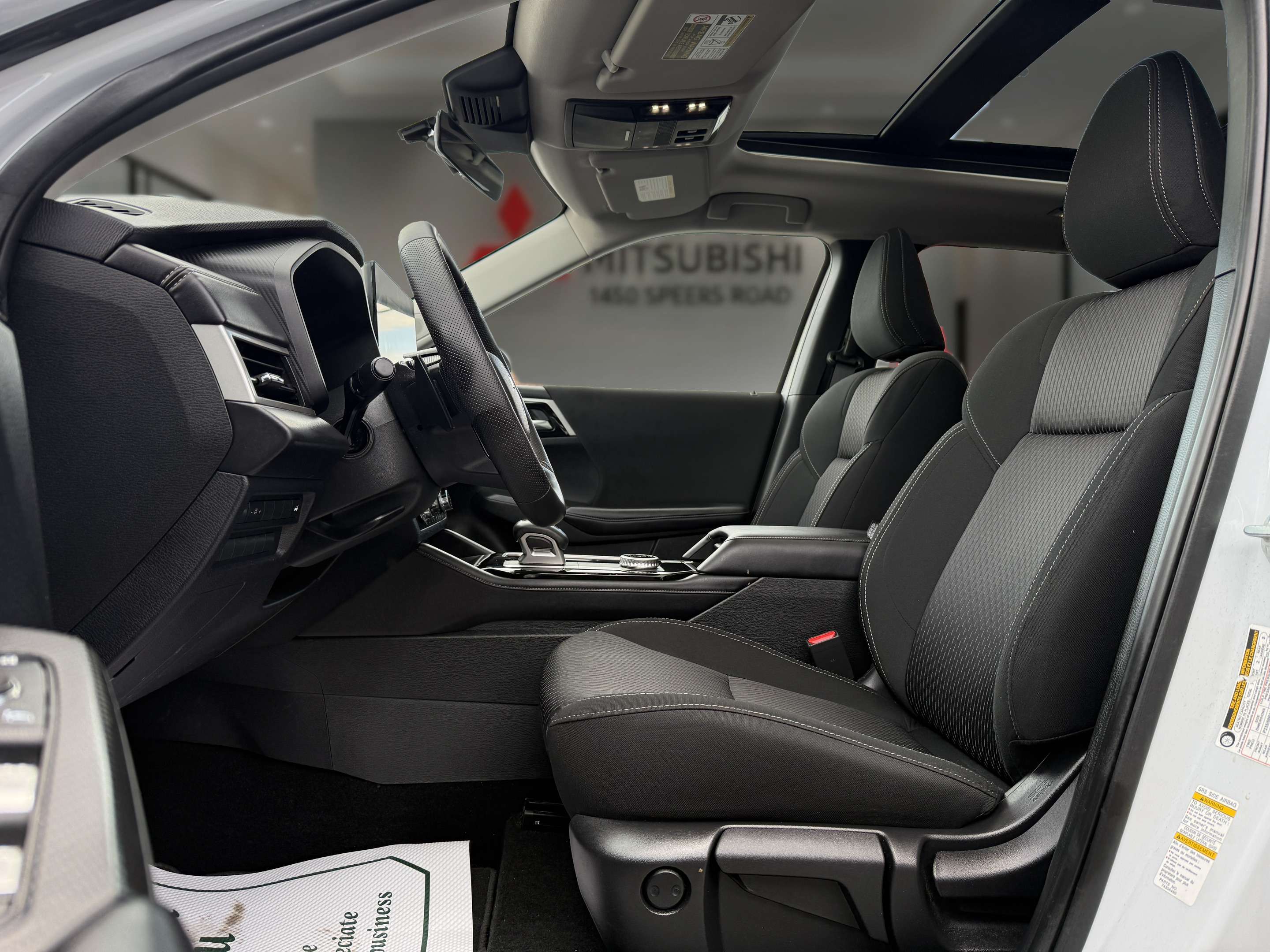 used 2025 Mitsubishi Outlander car, priced at $34,450