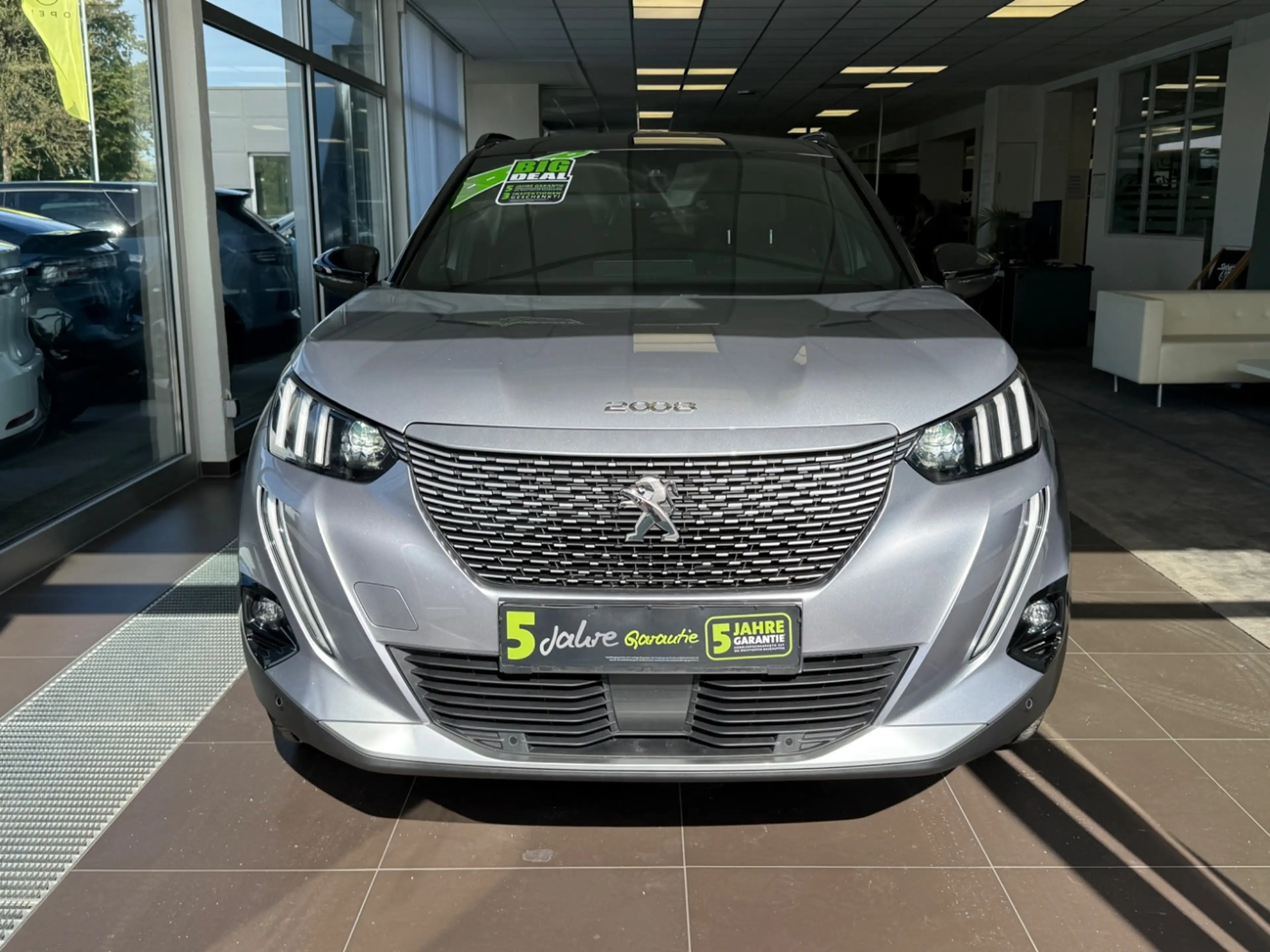 Peugeot e-2008 136 GT Pack Sitzheizung*Rückfahrkamera — photo 3