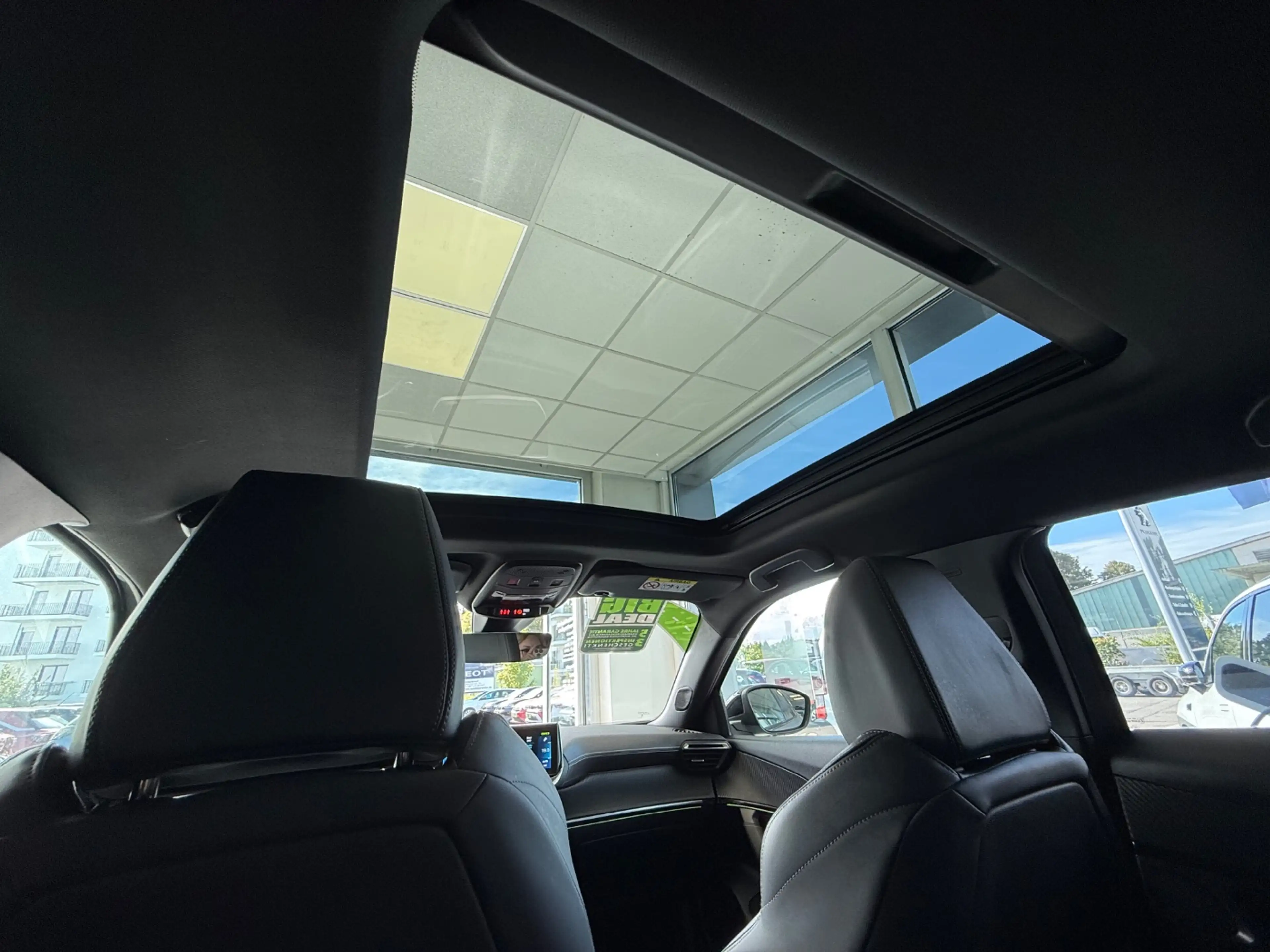 Peugeot e-2008 136 GT Pack Sitzheizung*Rückfahrkamera — photo 14