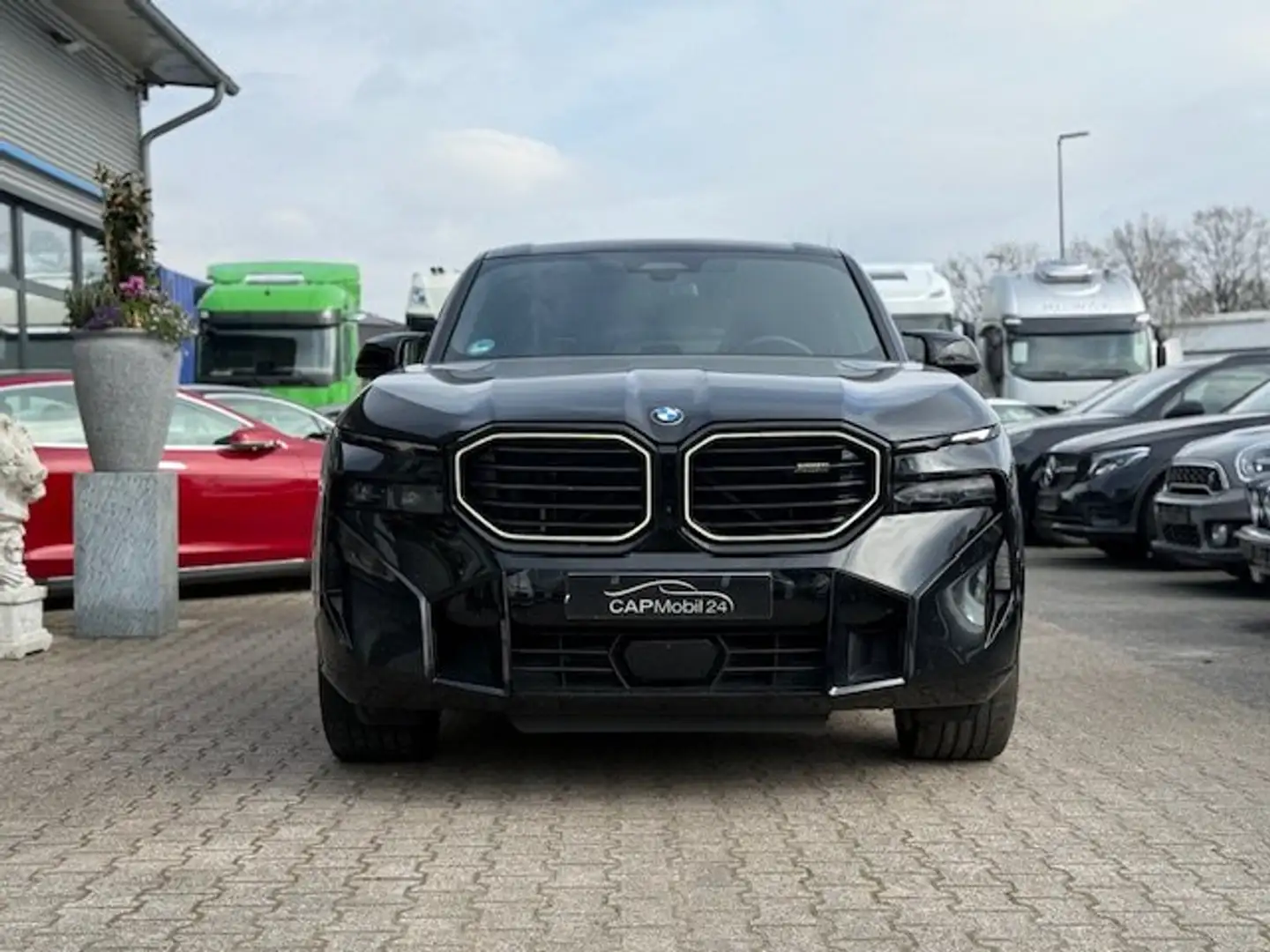 BMW XM S-Close*Driving Assistant*HUD*Massage*360* Schwarz - 2