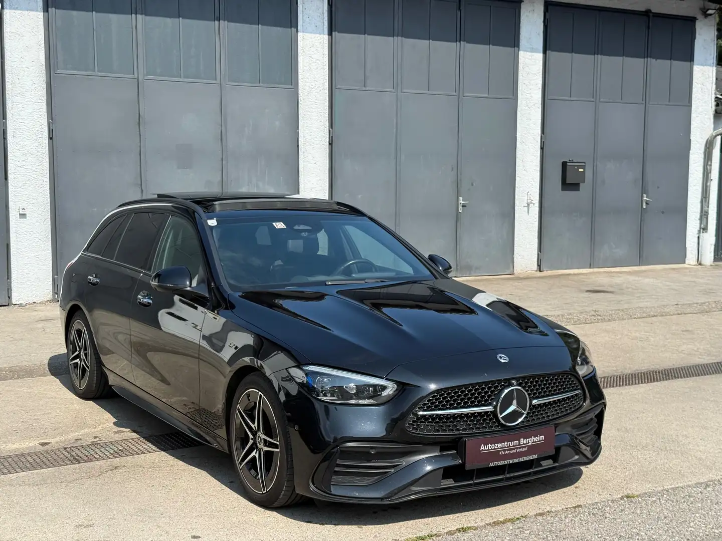 Mercedes-Benz C 220 C 220 T d 4Matic (206.205) Schwarz - 1