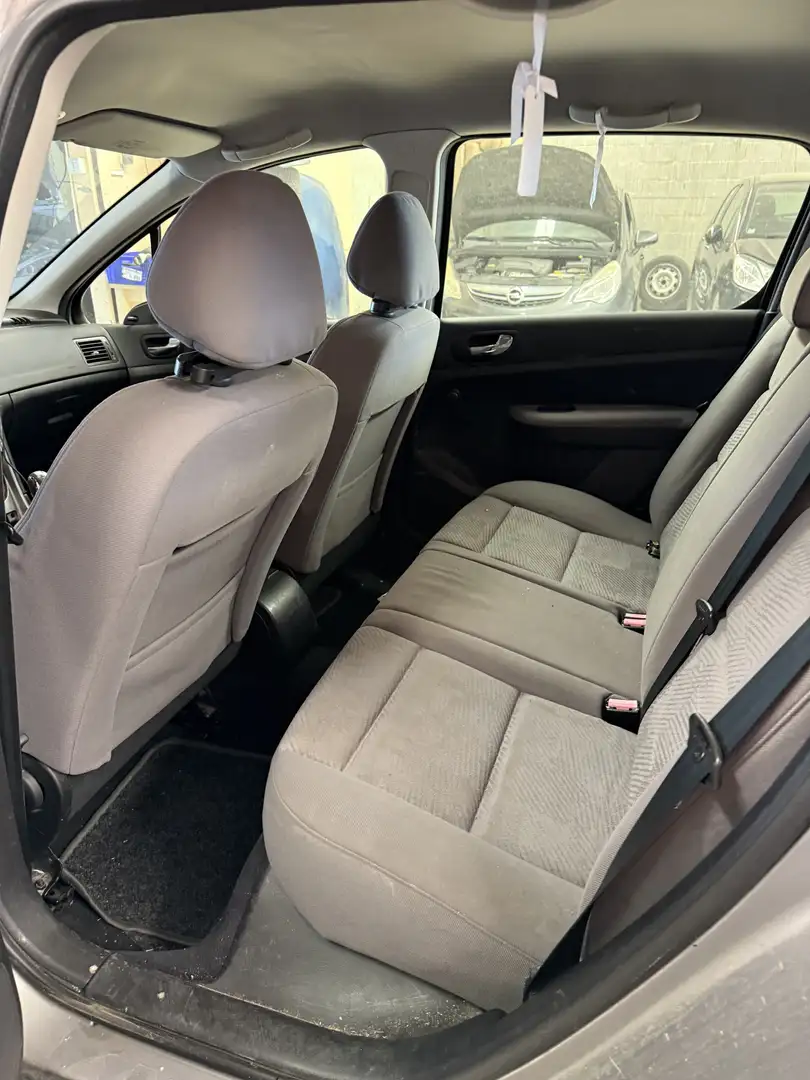 Peugeot 307 1.4i XT - 2