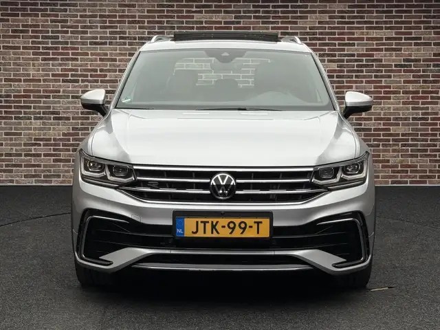 Volkswagen Tiguan view 5