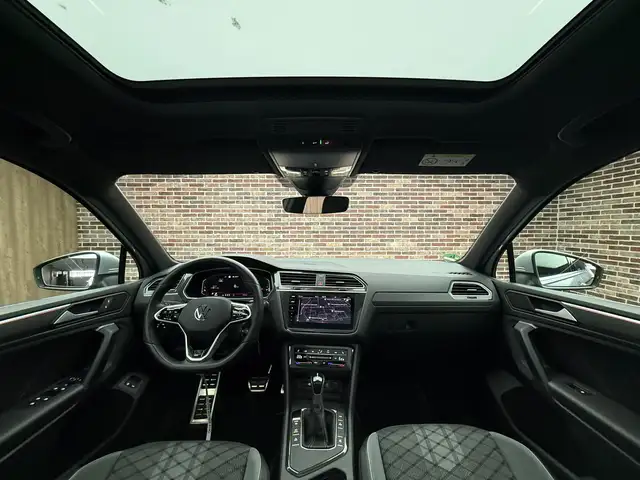 Volkswagen Tiguan view 9