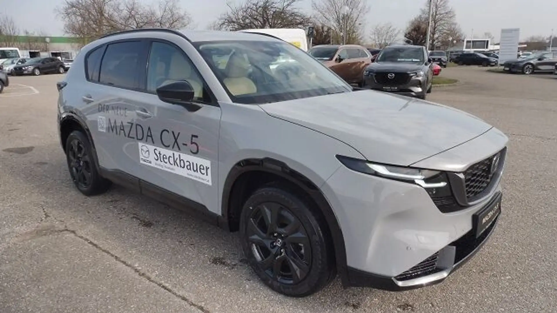 Mazda CX-5 e-Skyactiv G141 MHEV Homura Aut. Grau - 2