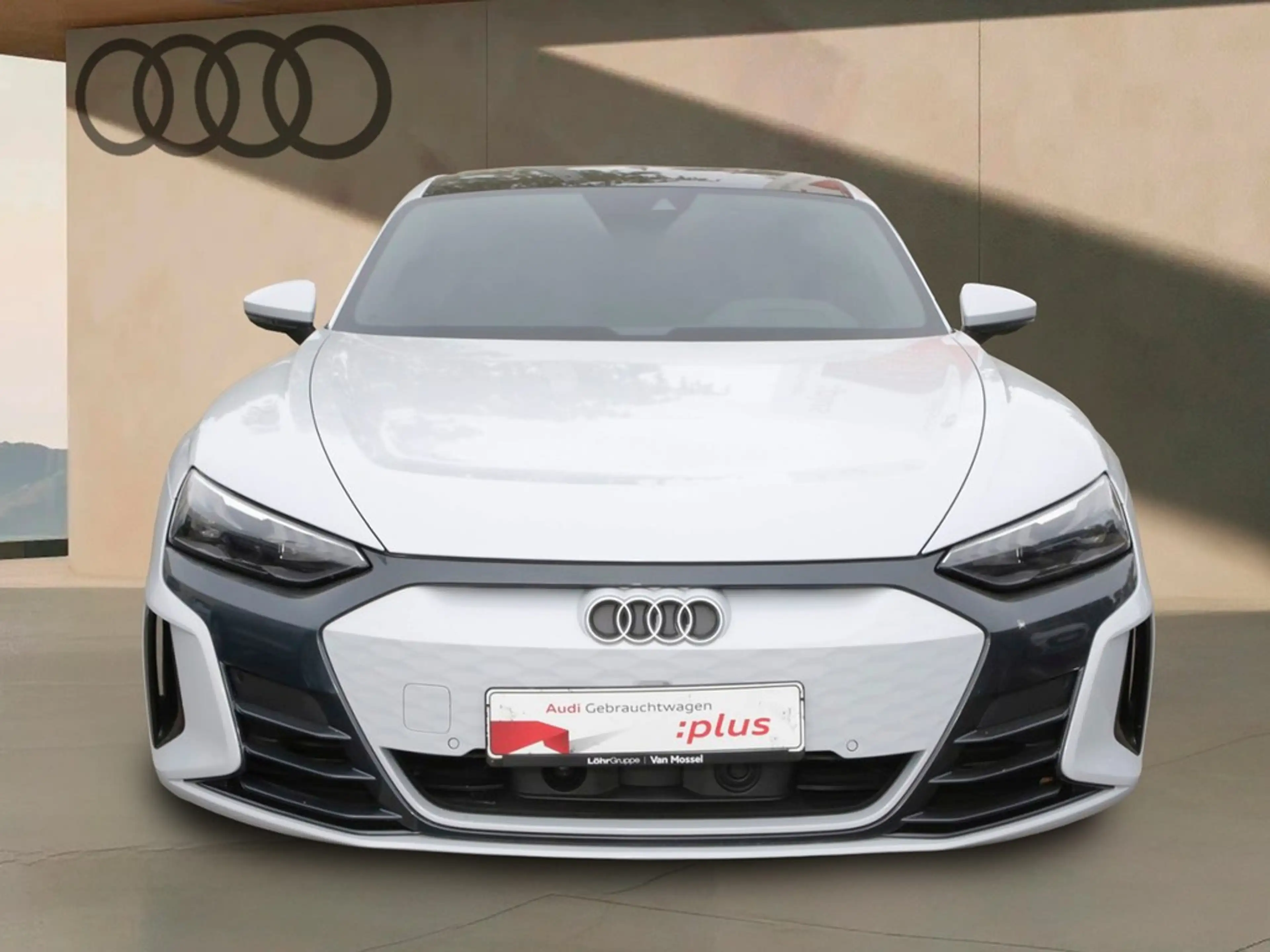 Audi e-tron GT Q 20"|B&O|PANO|ACC|RFK — photo 3