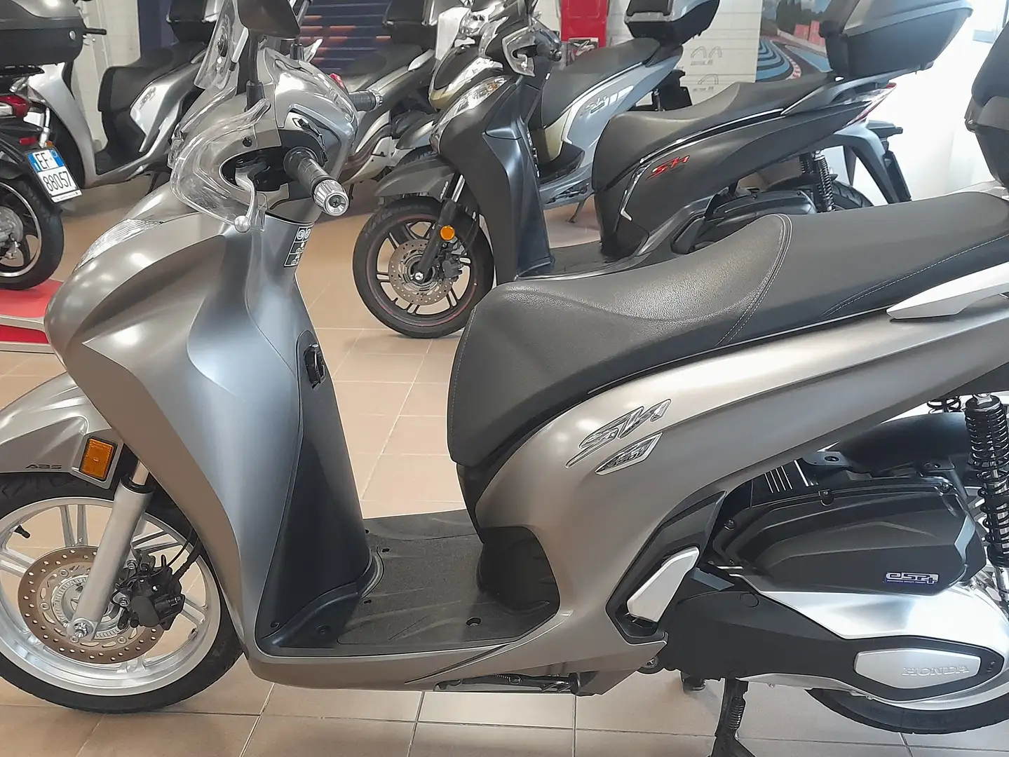 Honda SH 350i Gris - 1