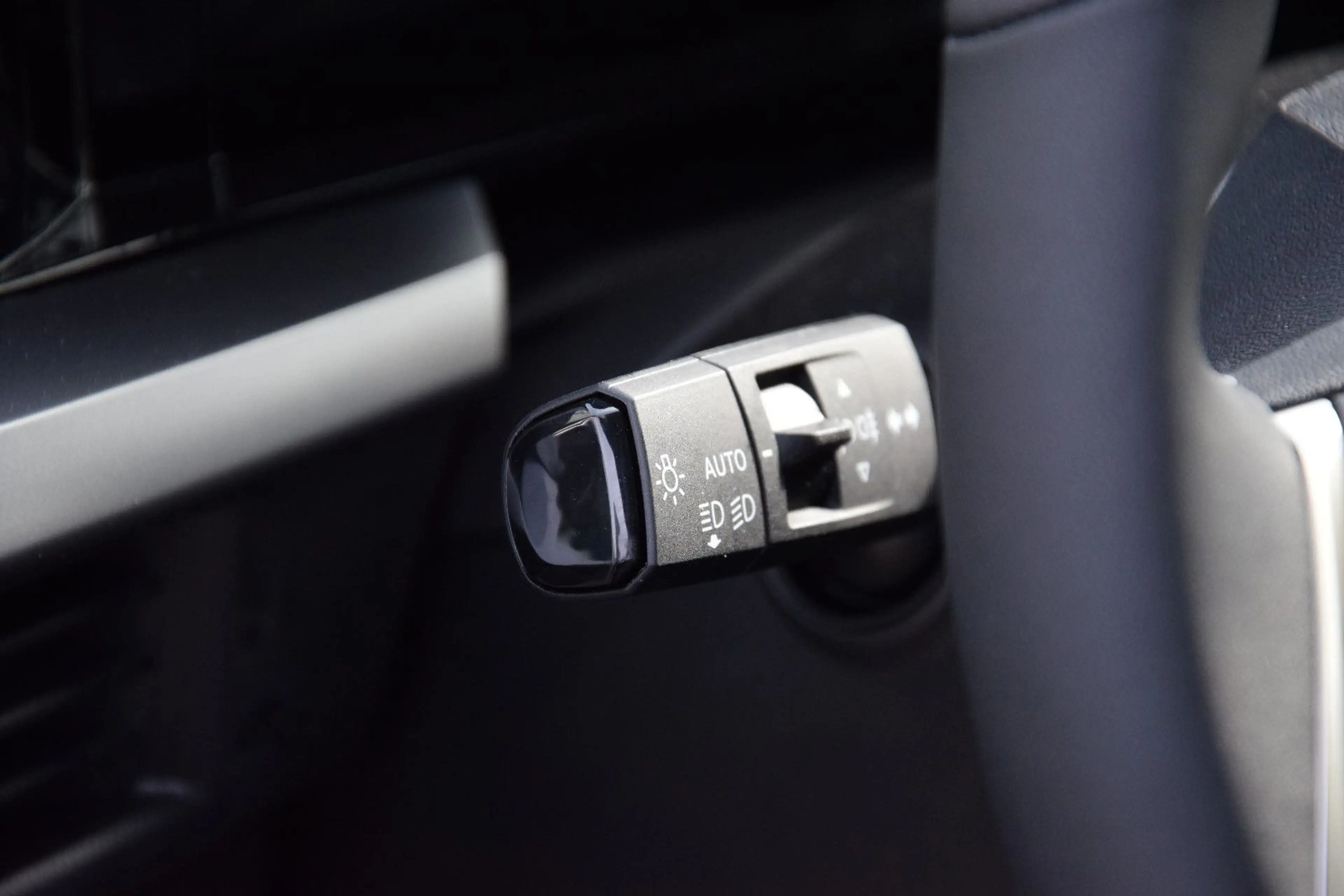 Opel Frontera HYBRID 145 PS GS AUTOM. NAV SHZ LED AHK — photo 14