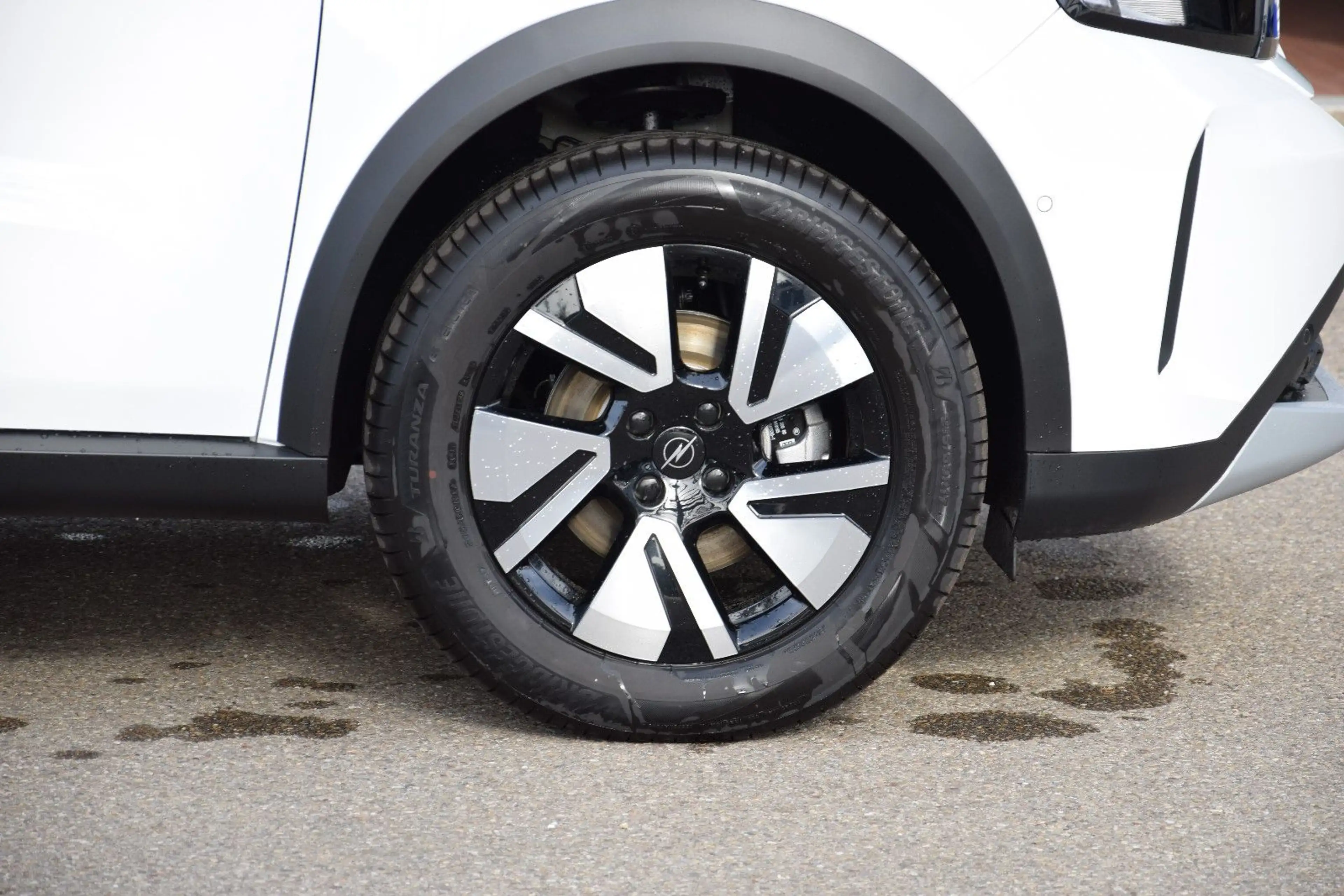 Opel Frontera HYBRID 145 PS GS AUTOM. NAV SHZ LED AHK — photo 6
