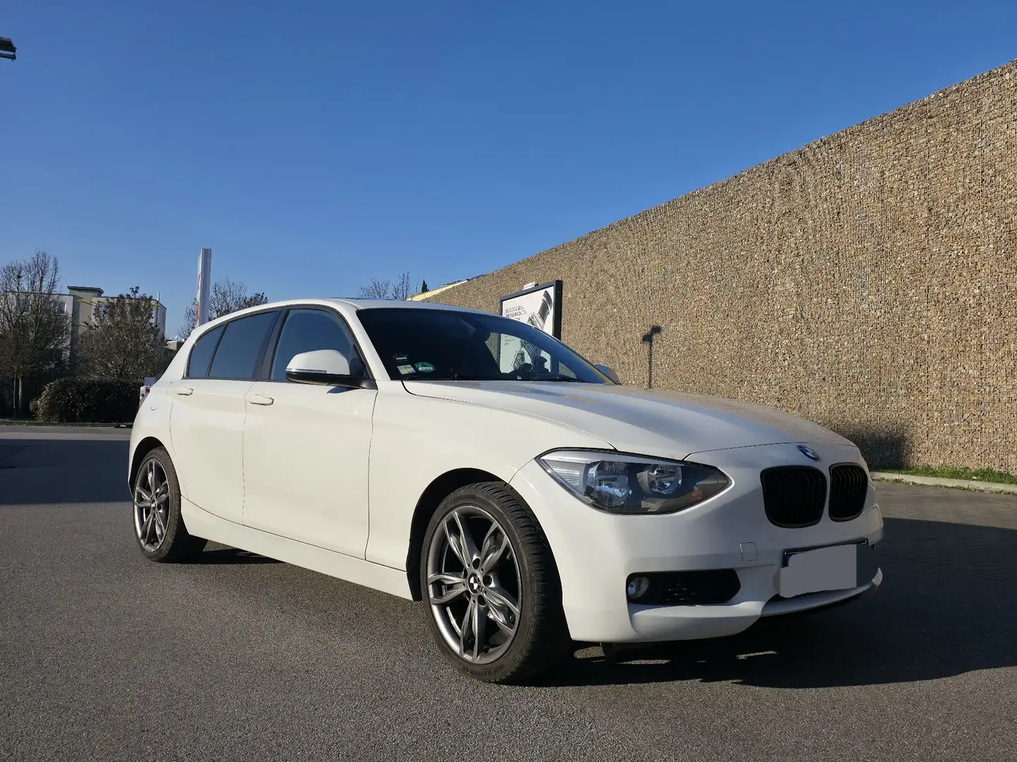 BMW 114 114i - 2