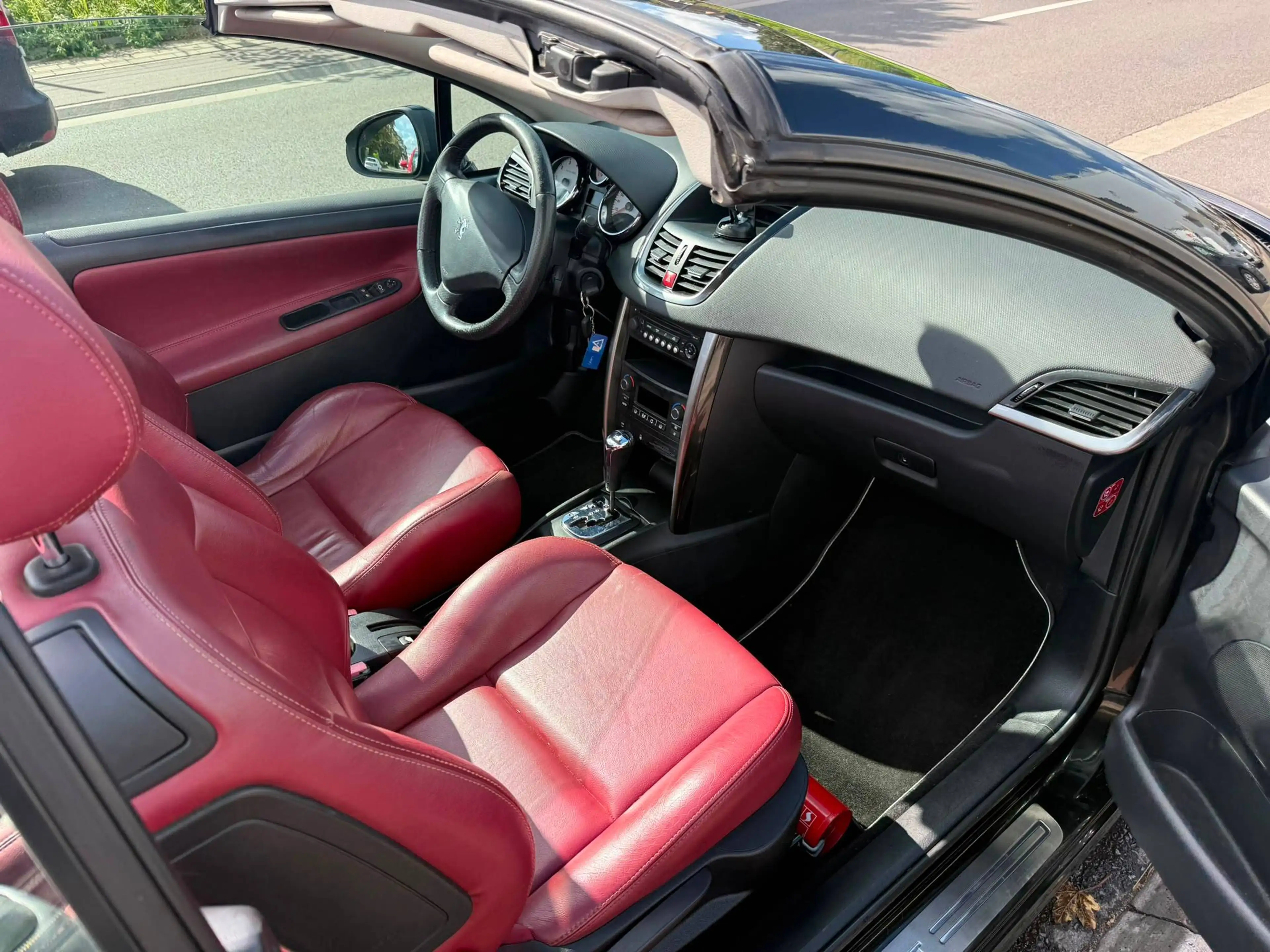 Peugeot 207 207 CC 1.6i Pack**12M GARANTIE** — photo 11