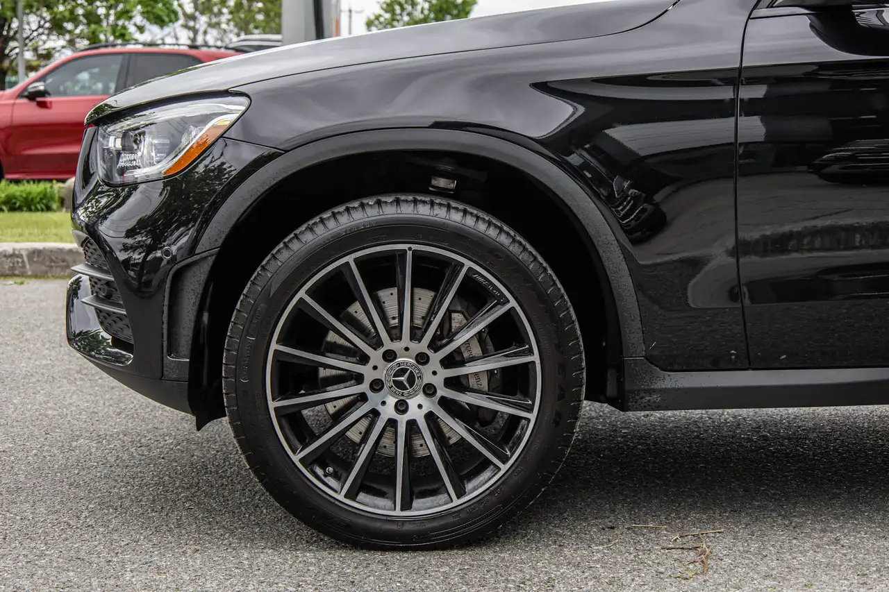 Mercedes-Benz GLC снимка Mercedes-Benz GLC