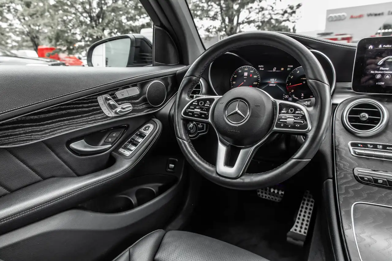 Mercedes-Benz GLC снимка Mercedes-Benz GLC