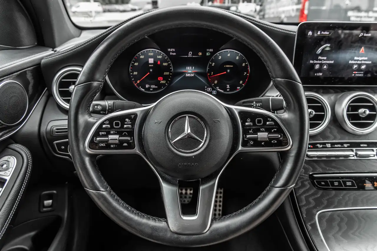 Mercedes-Benz GLC снимка Mercedes-Benz GLC