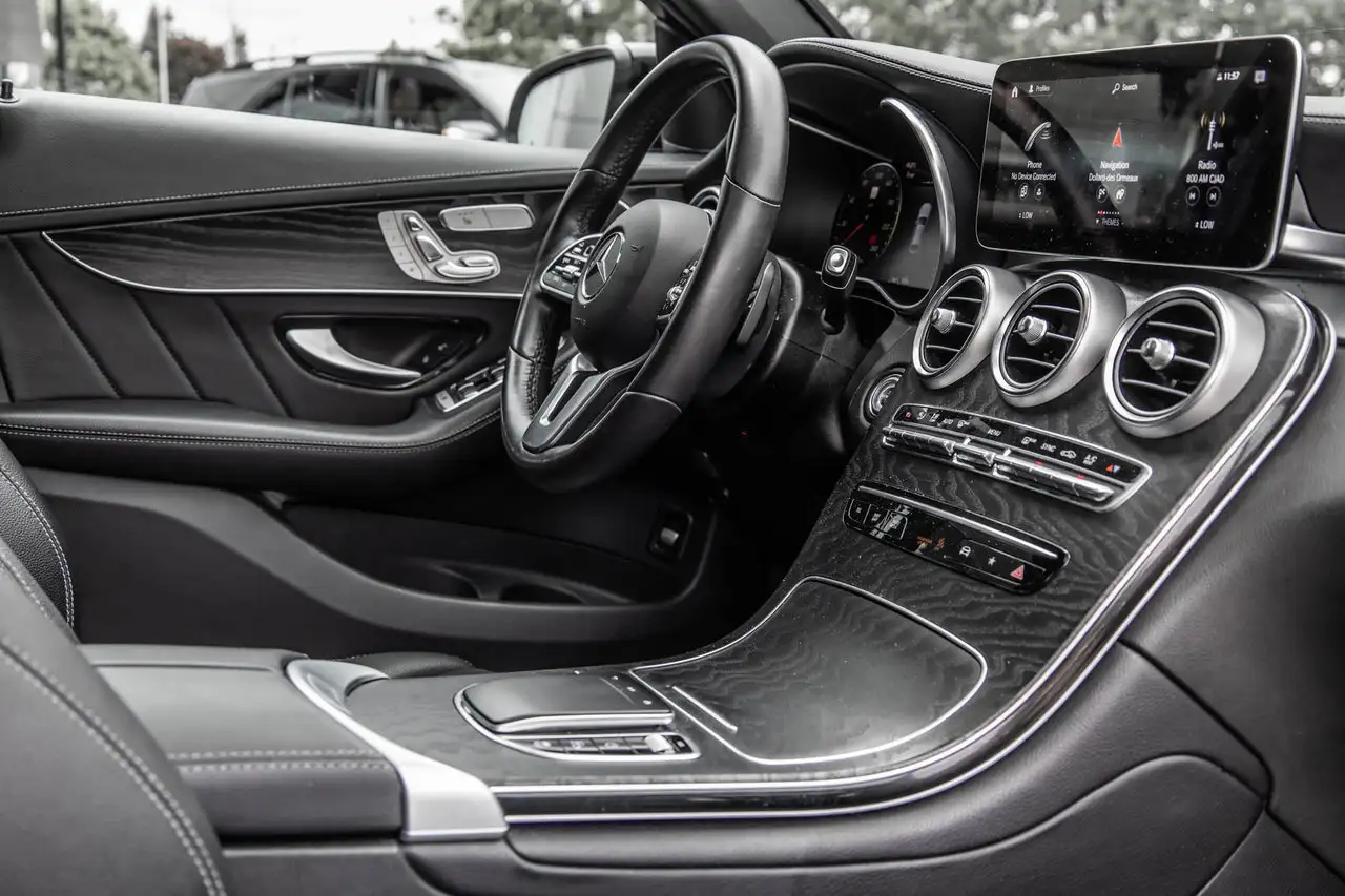Mercedes-Benz GLC снимка Mercedes-Benz GLC