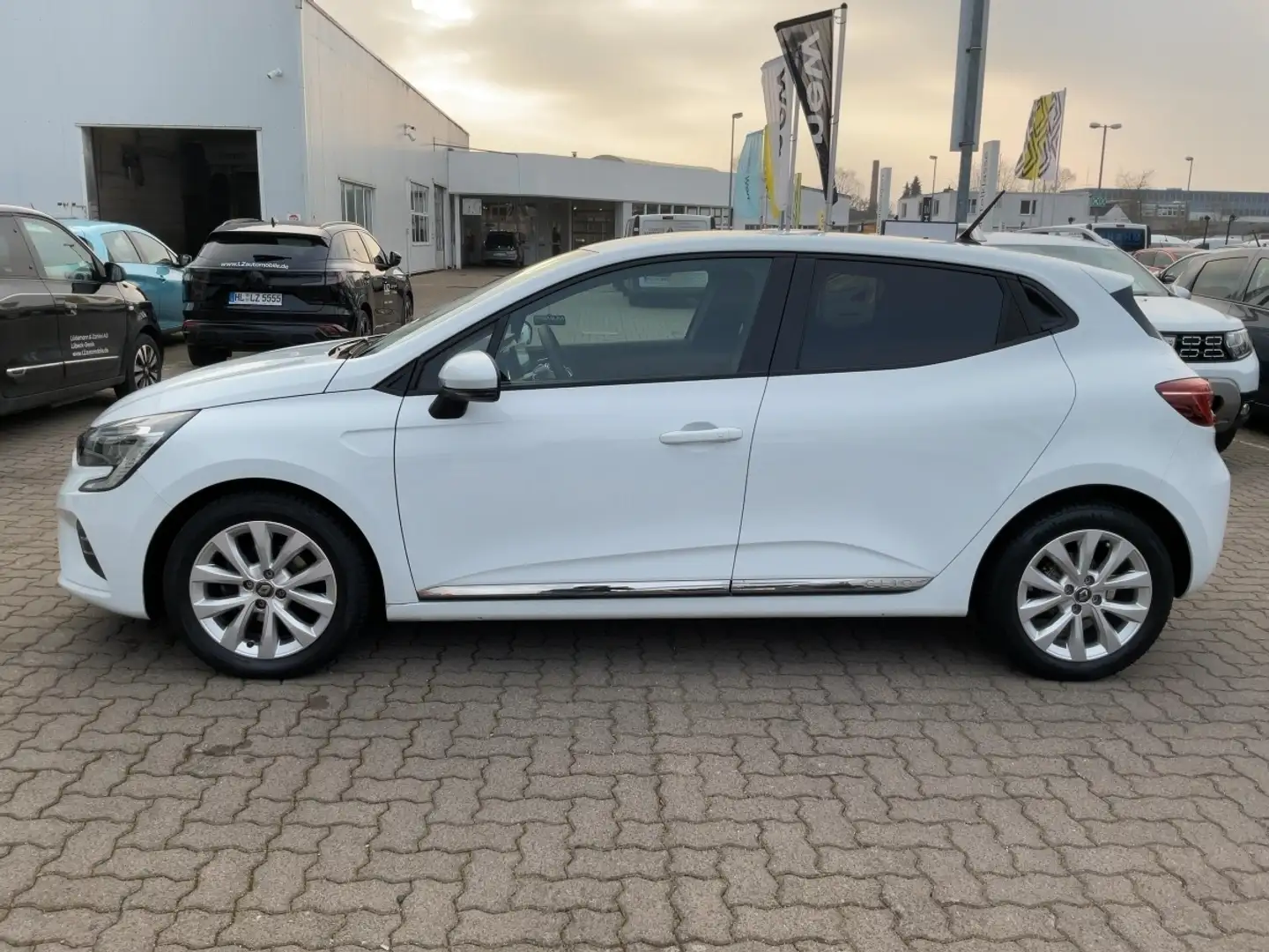 Renault Clio V Experience 1.0 TCe 90 Blanc - 2