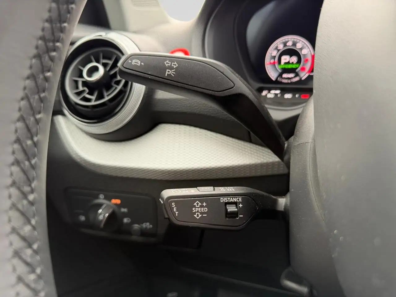 Audi Q2 35 TFSI Business Edition Advanced S tronic, миниатюра 11