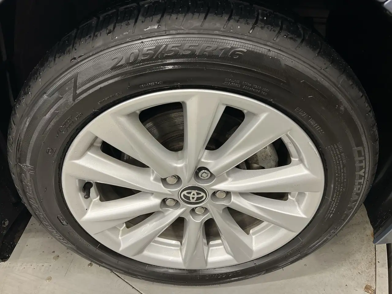 Toyota Corolla снимка Toyota Corolla