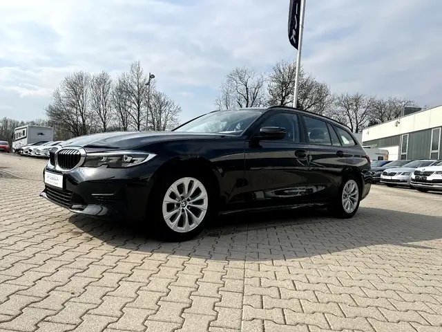 BMW 318 d Touring Advantage *LED Navi Standh. Sitzh.*