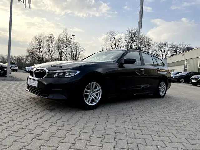 BMW 318 d Touring Advantage *LED Navi Standh. Sitzh.*