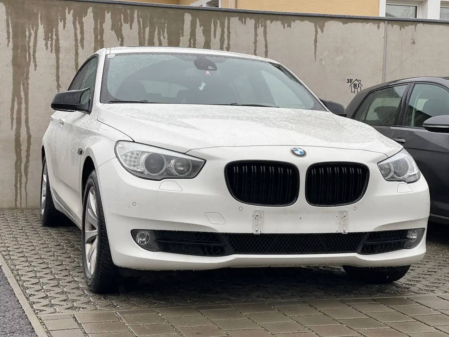BMW 530 530d Gran Turismo Aut. Weiß - 1