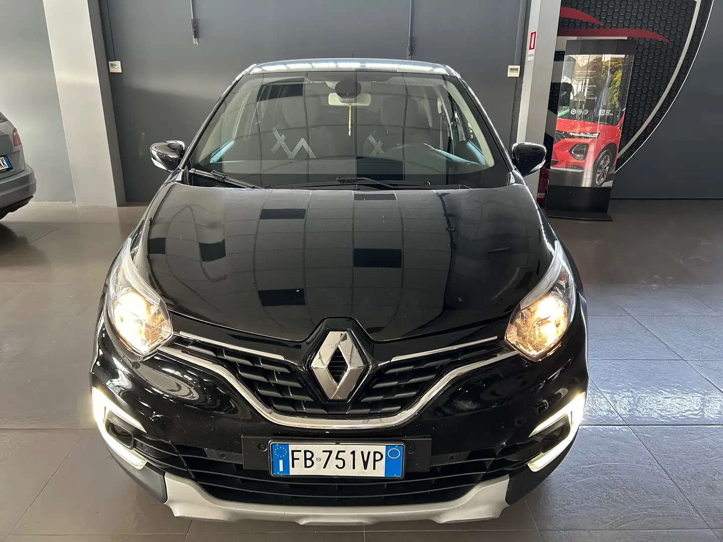 Renault Captur Captur 1.5 dci Intens (energy r-link) 90cv edc E6 Nero - 1