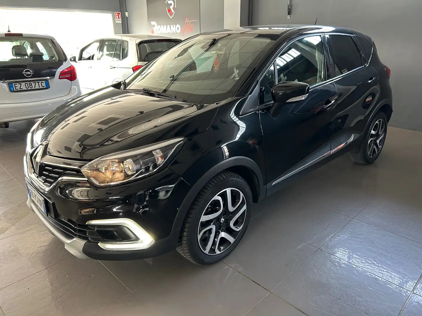 Renault Captur Captur 1.5 dci Intens (energy r-link) 90cv edc E6 Nero - 2