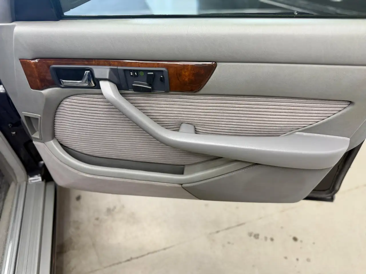 Mercedes-Benz S 560 560 SEL, foto 9