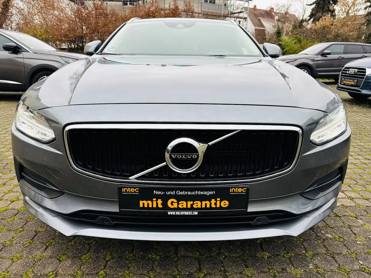 Volvo V90 Momentum Pro Familienpaket Standheizung *TOP Gri - 2