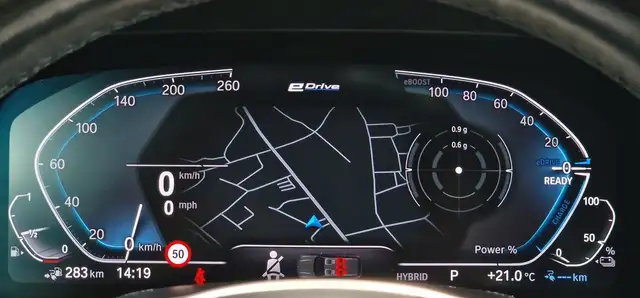 BMW X5 Xdrive45e view 15