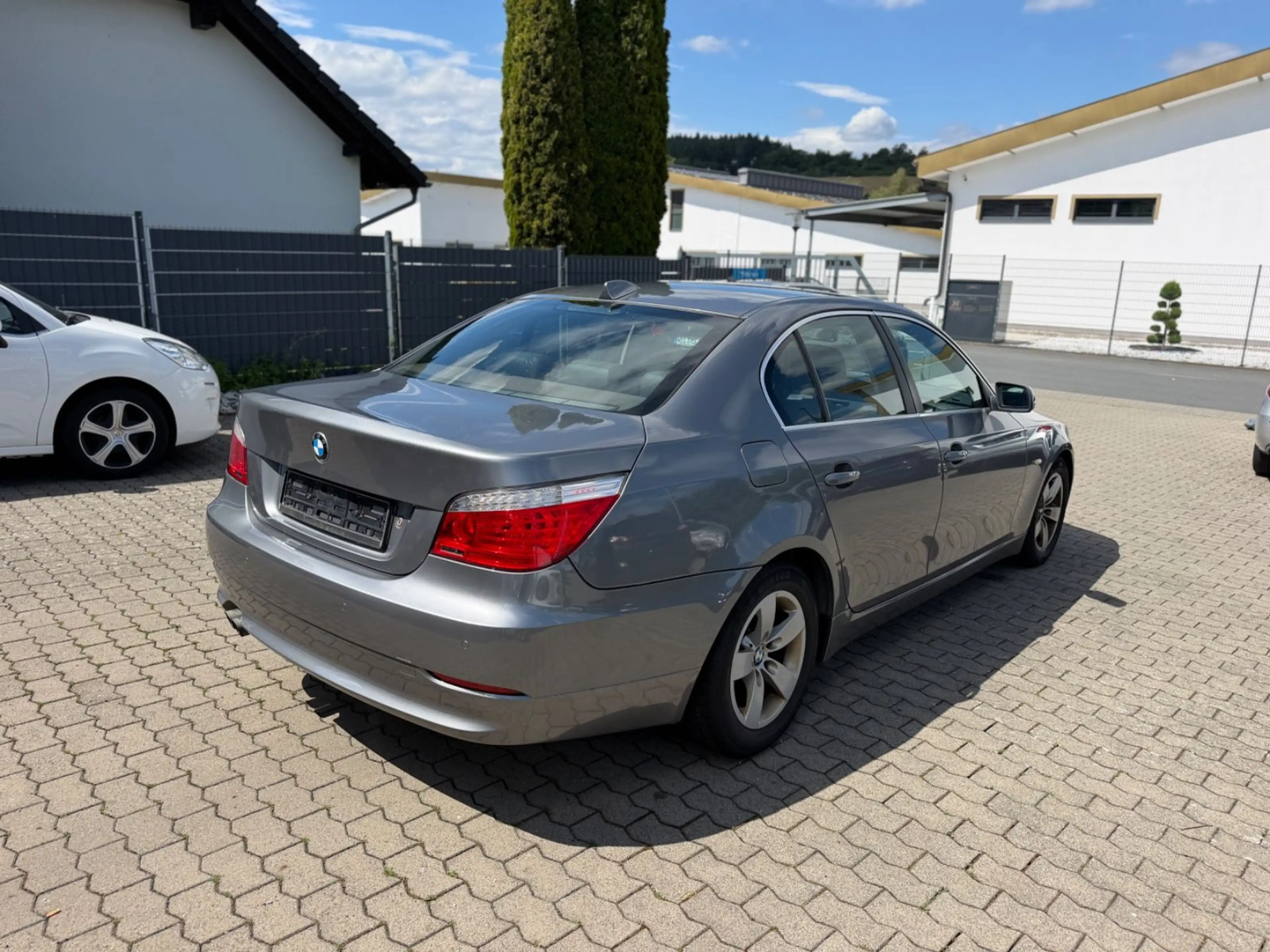 BMW 525 5 Limousine 525i 2Hand Navi Leder Tempomat — photo 10