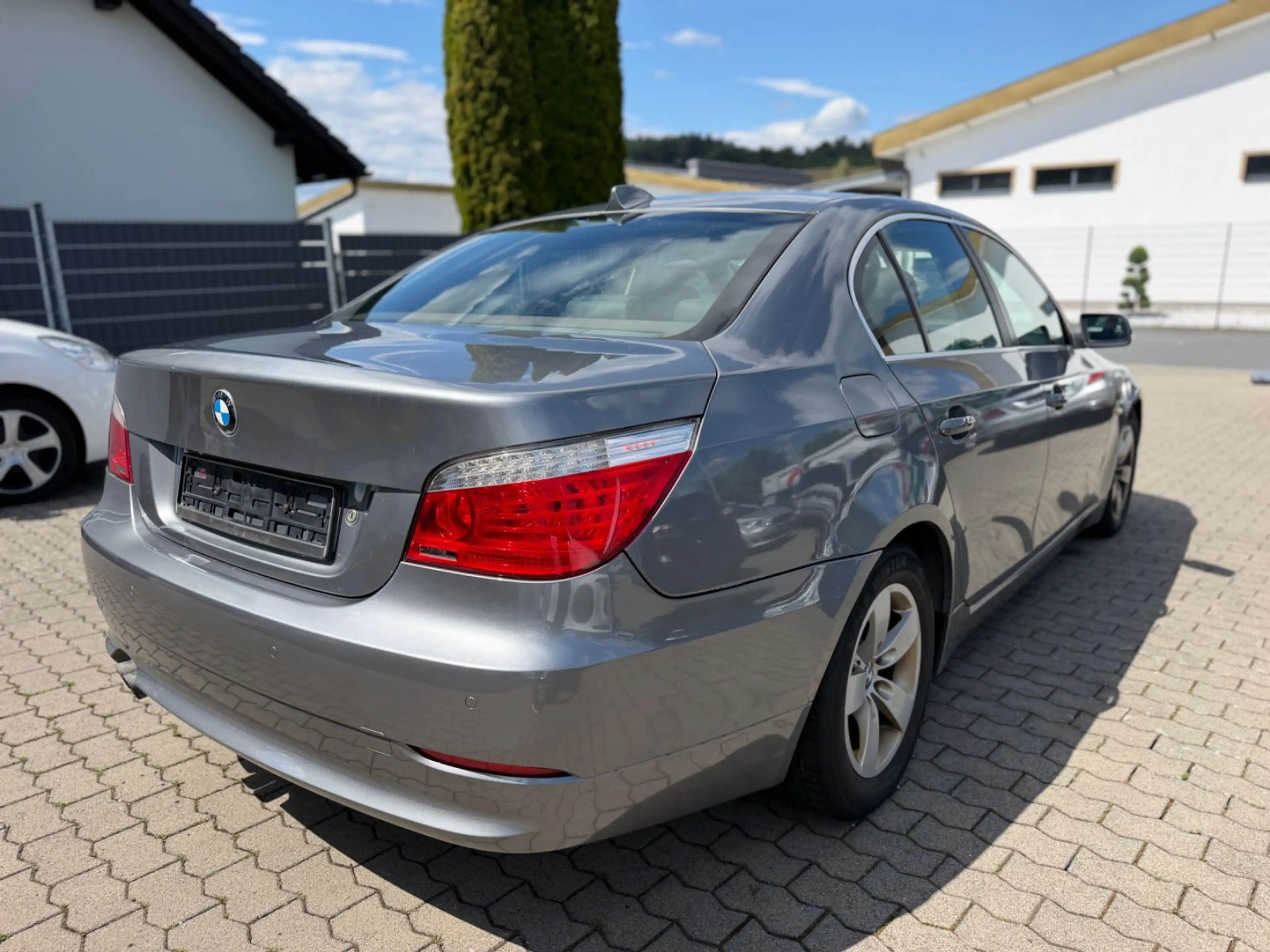 BMW 525 5 Limousine 525i 2Hand Navi Leder Tempomat — photo 6