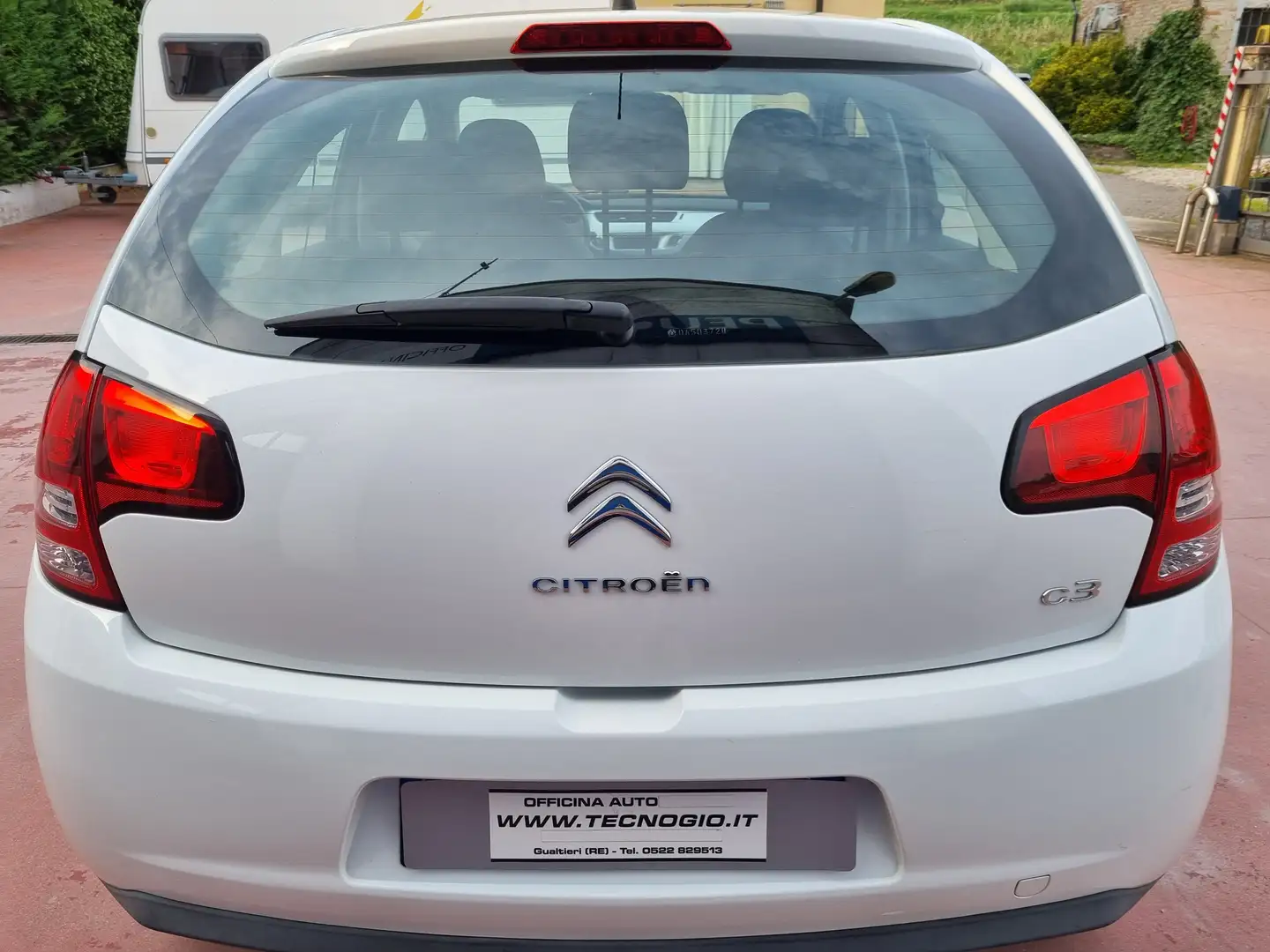 Citroen C3 1.2 X NEOPATENTATI,MOTORE+DISTRIBUZIONE NUOVI Bianco - 2