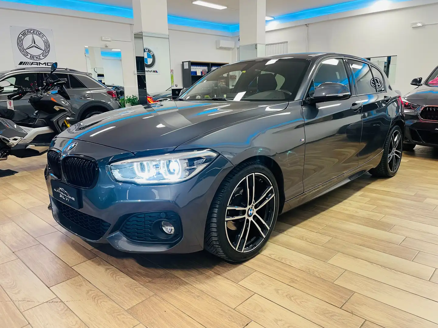 BMW 118 118i Msport 5p Grigio - 1