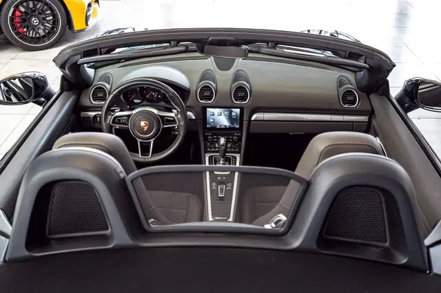 Porsche Boxster view 28