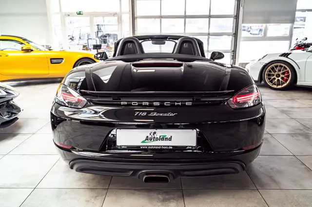 Porsche Boxster view 7