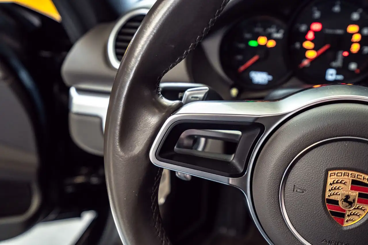 Porsche Boxster Boxster 718 Boxster — photo 29 sur 39