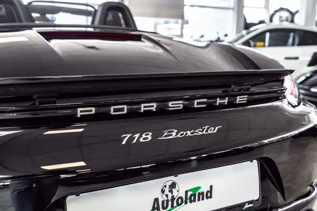 Porsche Boxster view 17