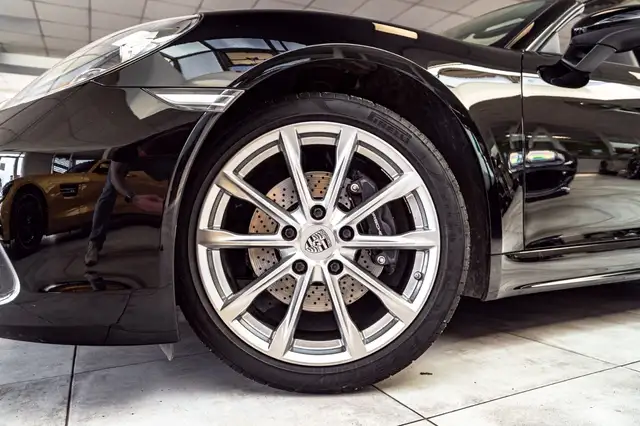 Porsche Boxster view 13