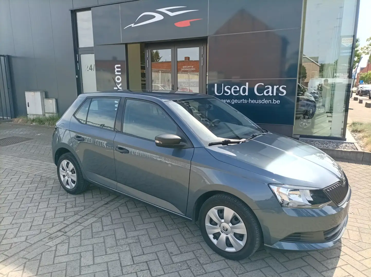 Skoda Fabia Fabia 1.0 MPI Ambition Gris - 2
