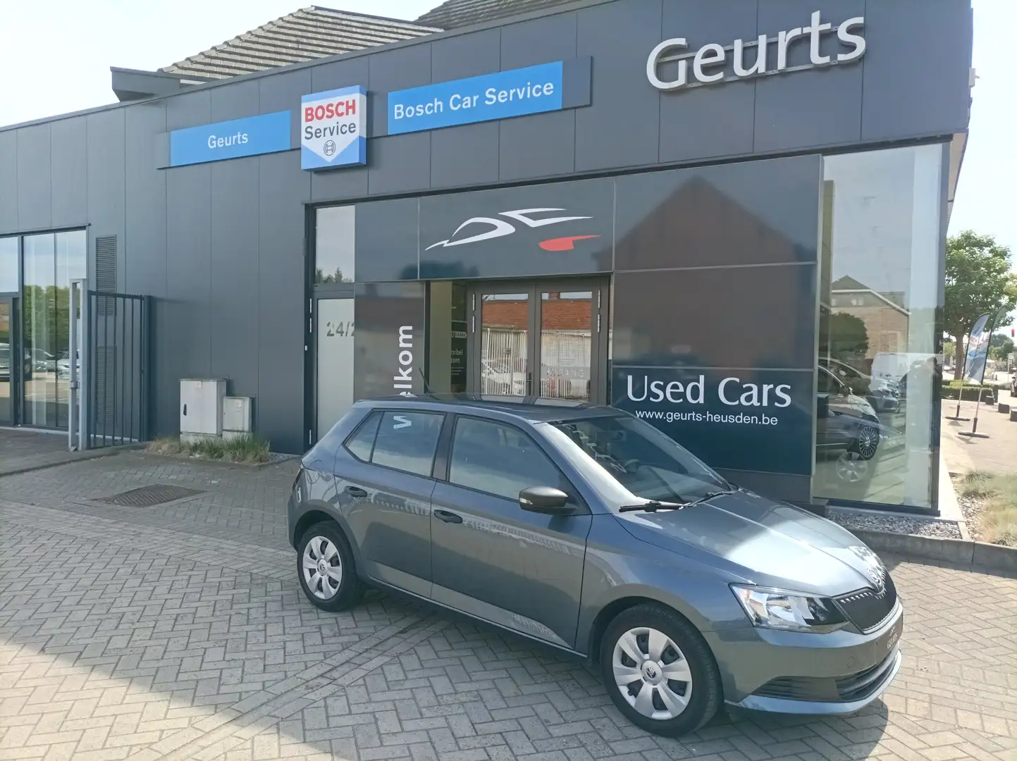 Skoda Fabia Fabia 1.0 MPI Ambition Gris - 1