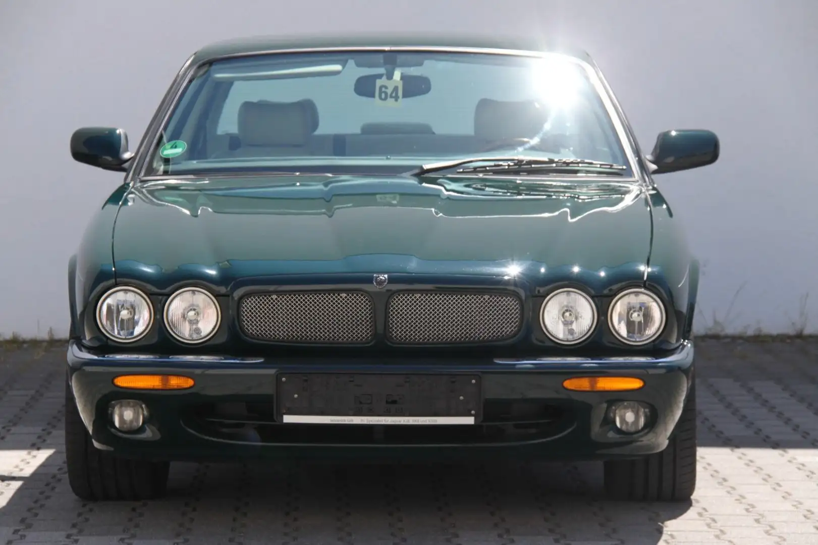 Jaguar XJR 2 Jahre Garantie zelena - 1