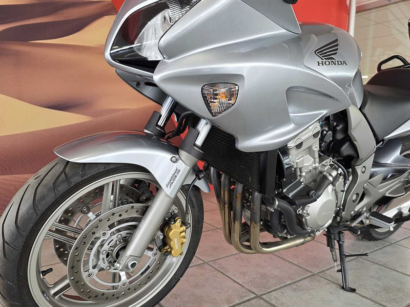 Honda CBF 1000 SC58 — photo 2