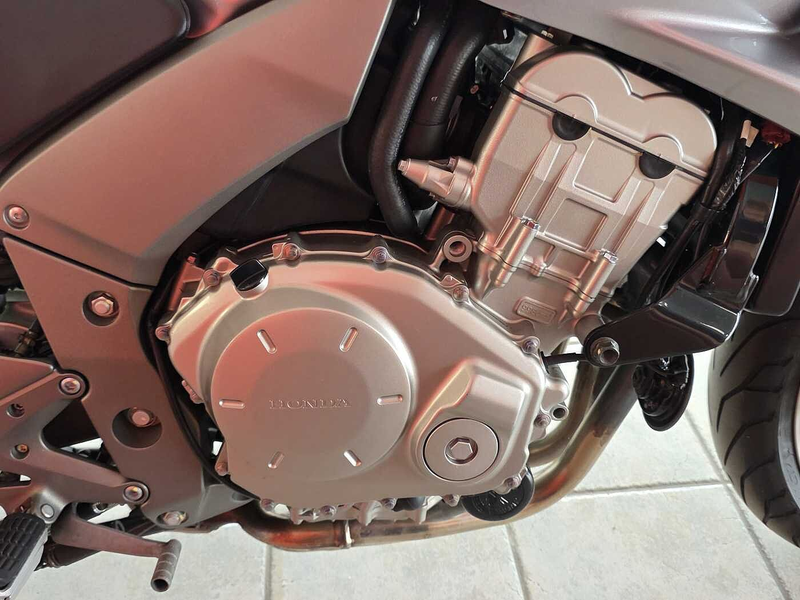 Honda CBF 1000 SC58 — photo 7