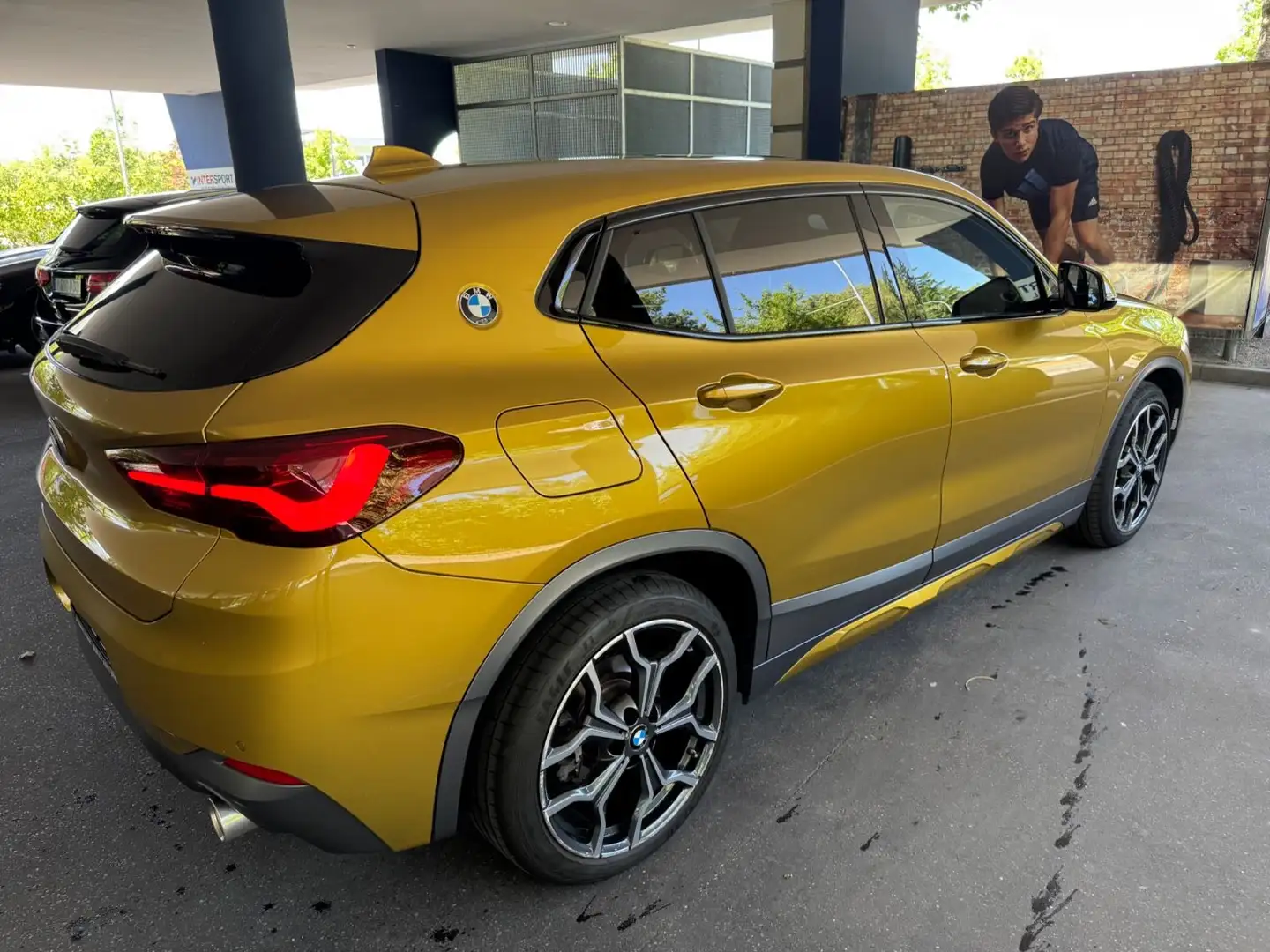 BMW X2 xDrive 20 i M Sport X,Pano,HeadUpDAB,HIFI,LED Or - 1