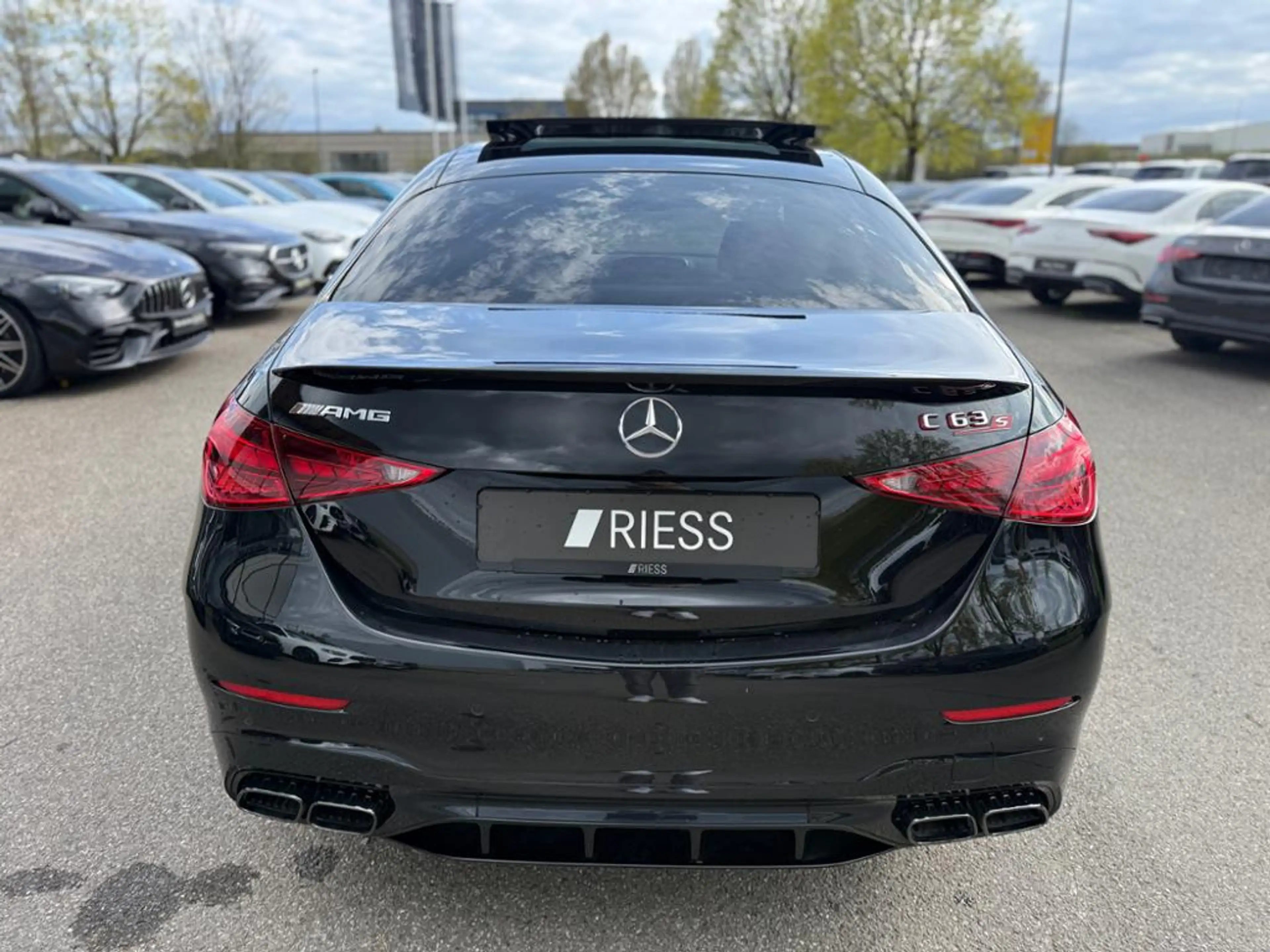 Mercedes-Benz C 63 AMG S E PERF Night Burmes Sitzkl Pano 360 20" — photo 9