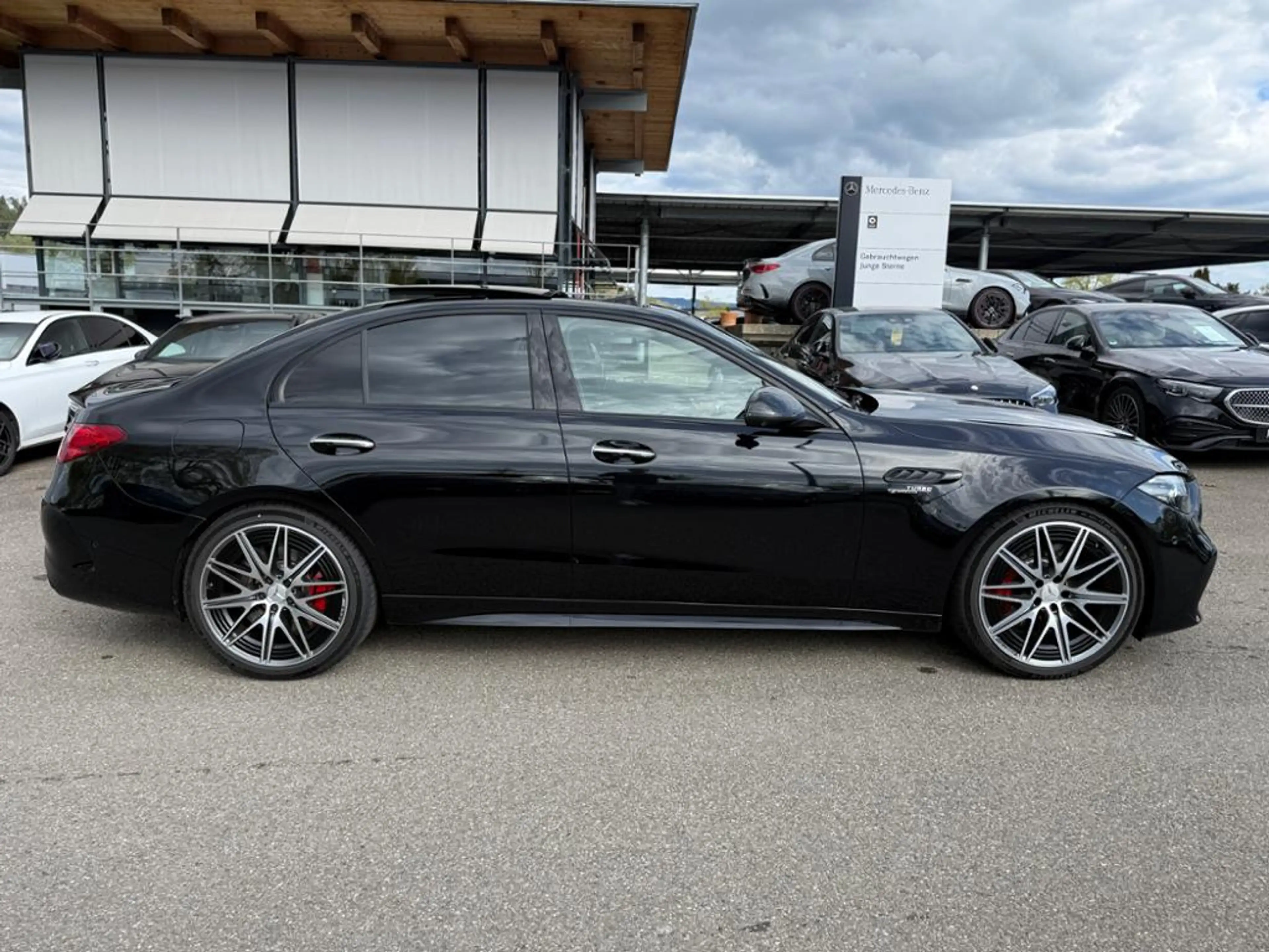 Mercedes-Benz C 63 AMG S E PERF Night Burmes Sitzkl Pano 360 20" — photo 11