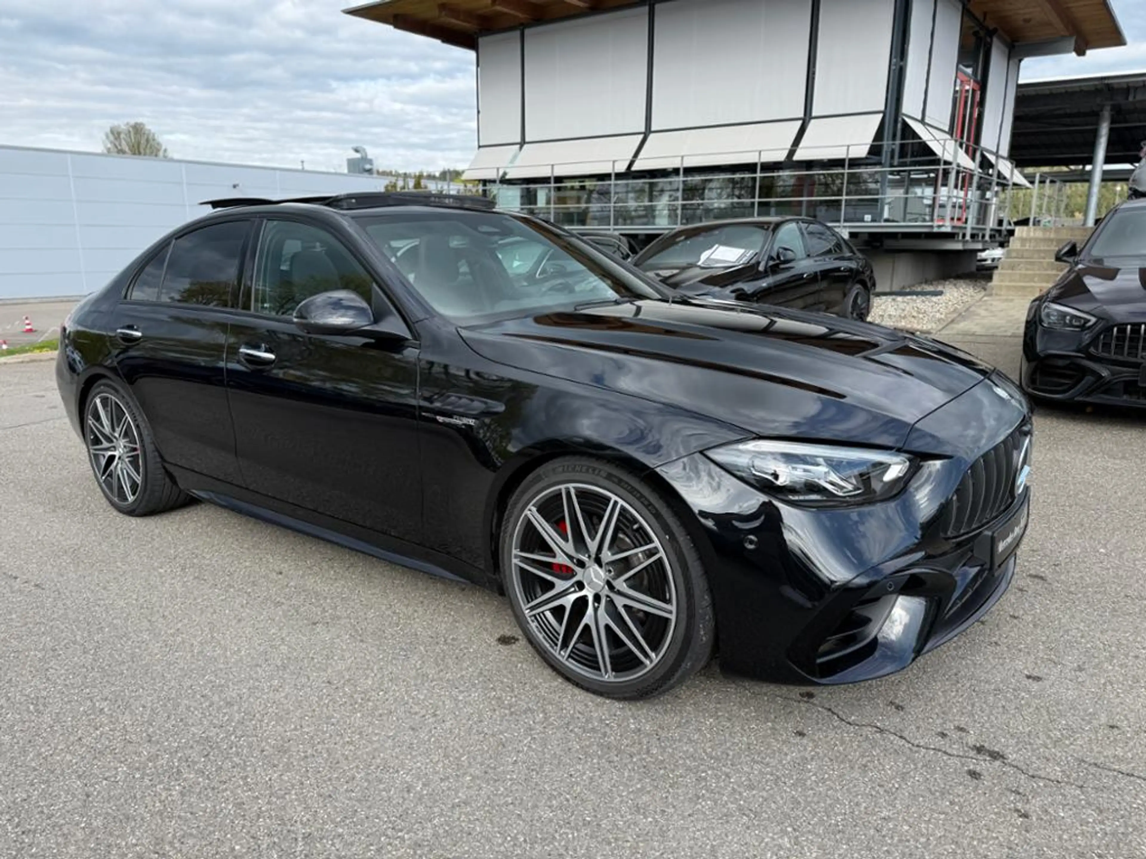Mercedes-Benz C 63 AMG S E PERF Night Burmes Sitzkl Pano 360 20" — photo 12