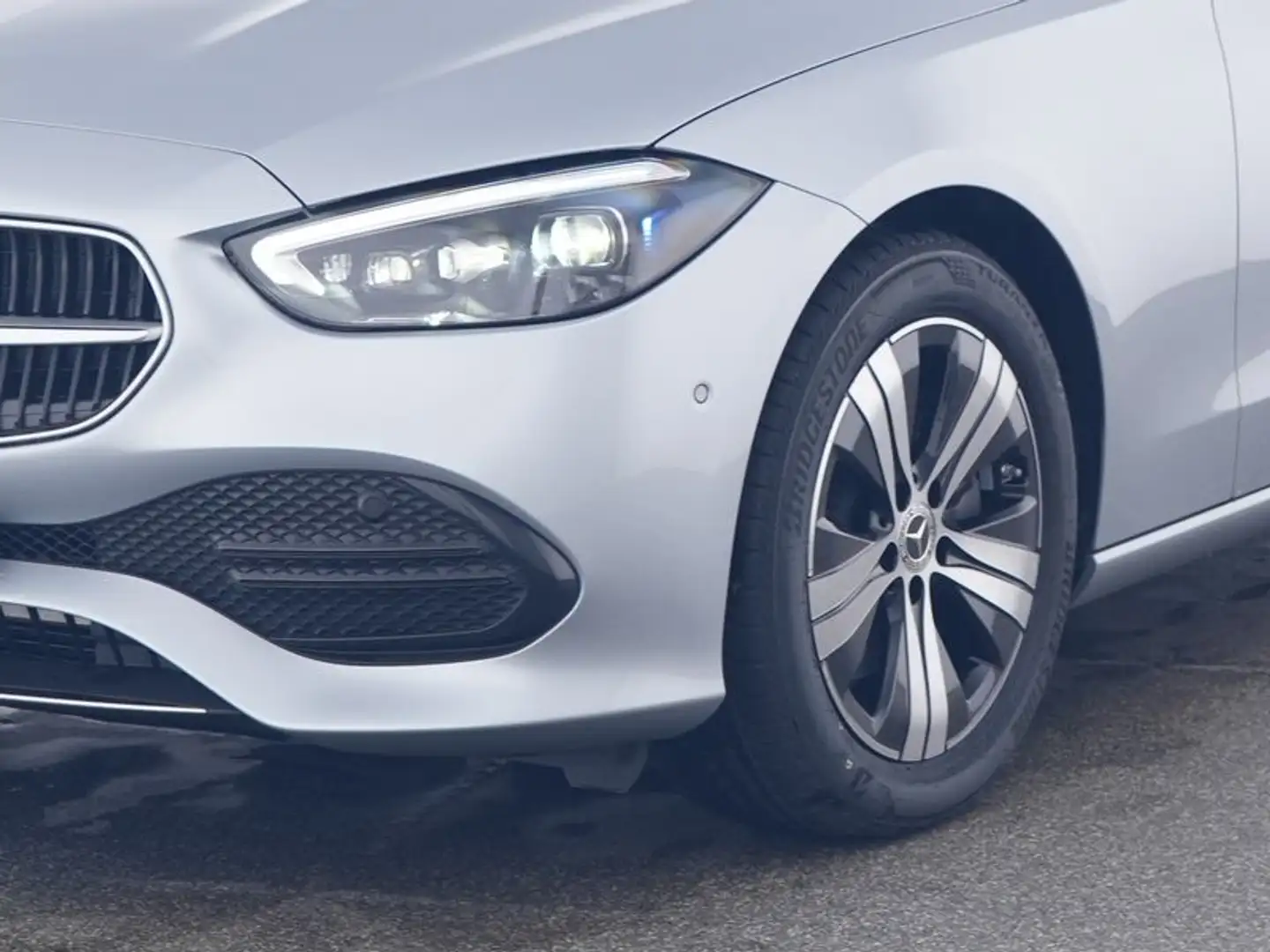 Mercedes-Benz C 220 d 4M AVANTGARDE+Pano+DISTRON+DIGITAL-LIGHT Silber - 2